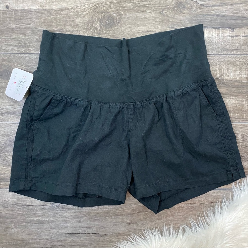 Isabel Maternity Black Shorts Large